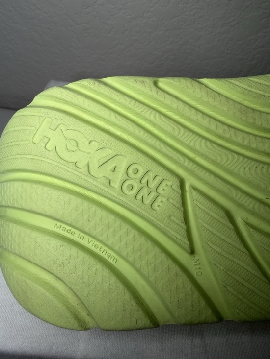 HOKA Ora Recovery Slides Lime Green Comfort Sandals Unisex Men10 Women12 Slip On main image 10